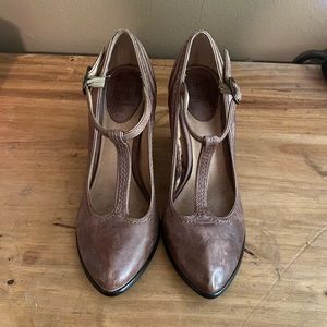 FRYE MARYJANES 7.5